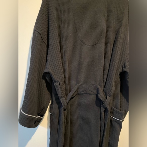 Fruit of the Loom Robe - Picture 5 of 5